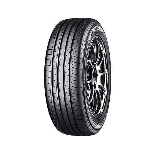 YOKOHAMA 215/50R18 92V BluEarth-XT AE61 4x4/SUV